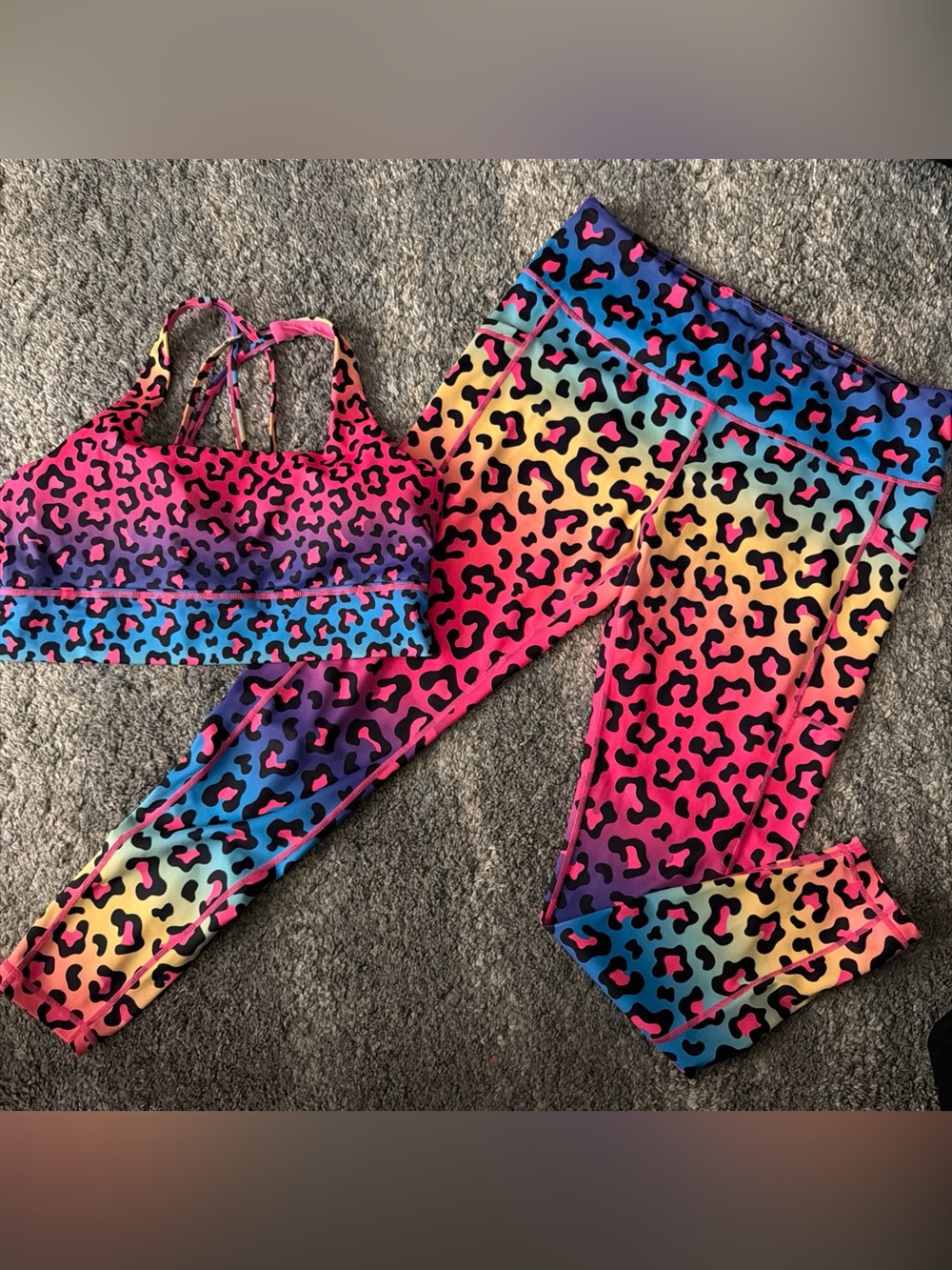 Constantly Varied Gear Leggings Sports bra set Size 2XL Multicolor